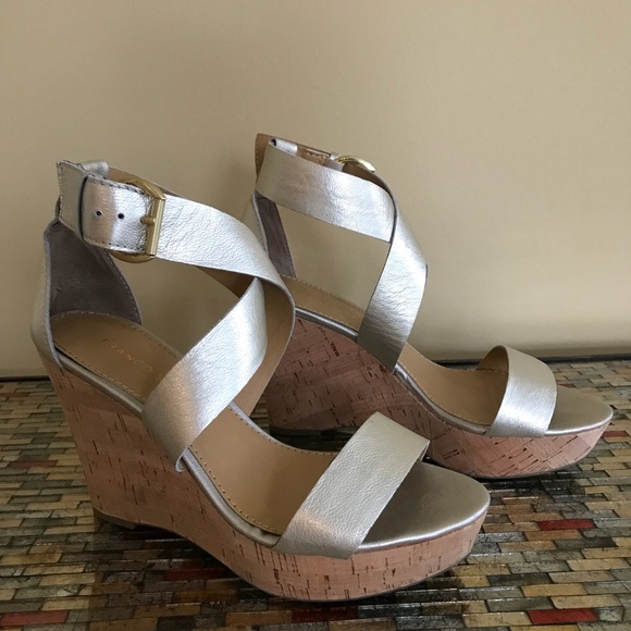 franco sarto gold wedges